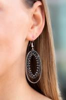 Load image into Gallery viewer, Marry Into Money Black Earring
