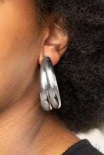 Load image into Gallery viewer, Colossal Curves Silver Earring
